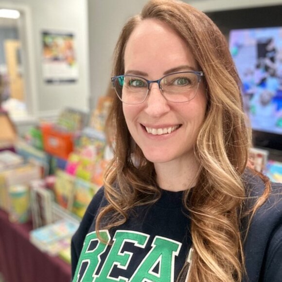 Meet your Posher, Robin - Picture 4 of 4